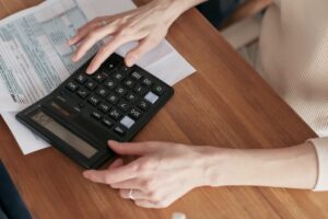 How Many Hours Can You Work on Social Security Disability? SSA Counts Earnings